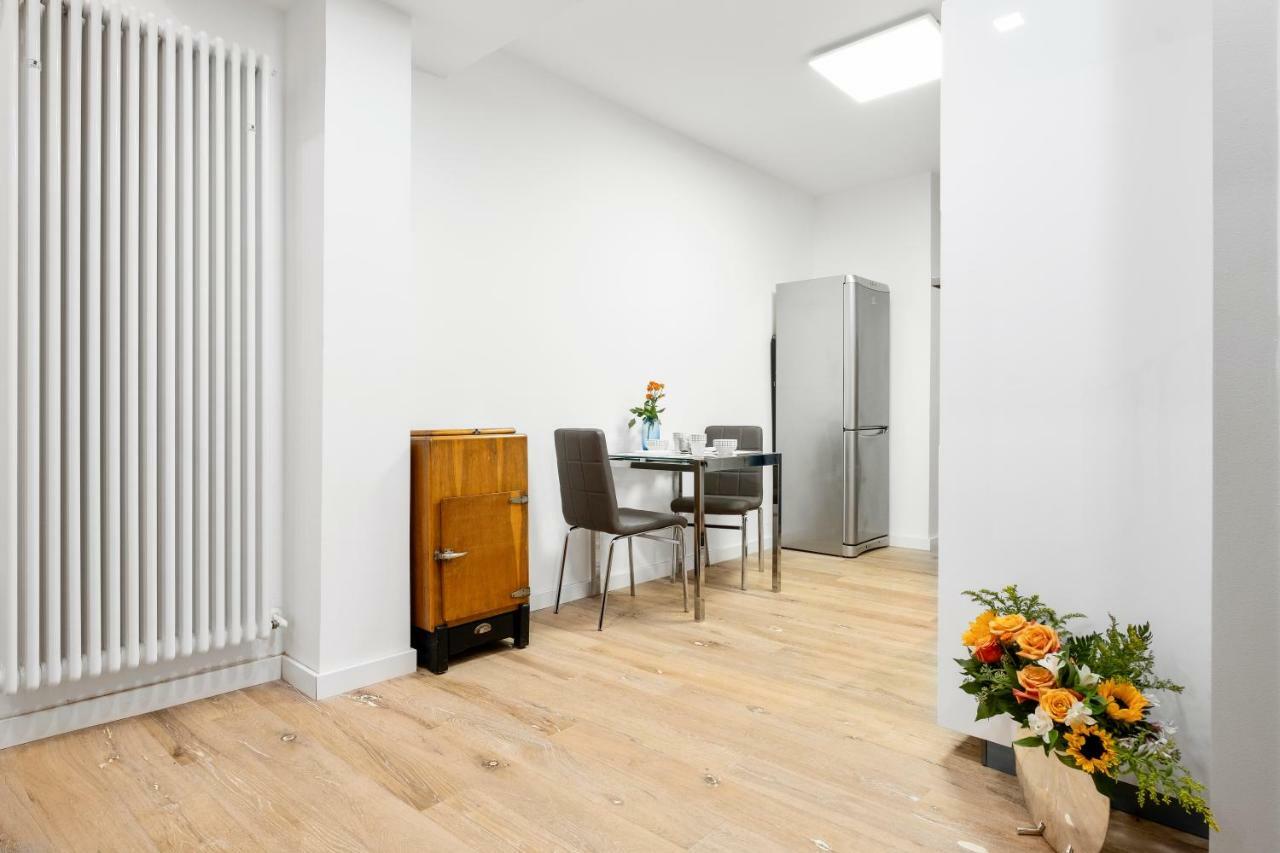 Duplex Luxurious Apt In The Heart Of Болонья Экстерьер фото