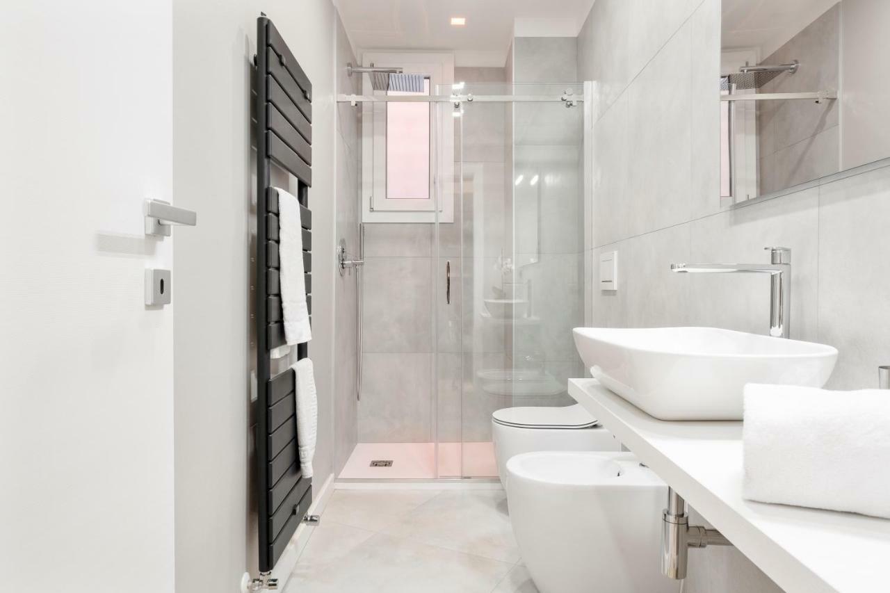 Duplex Luxurious Apt In The Heart Of Болонья Экстерьер фото